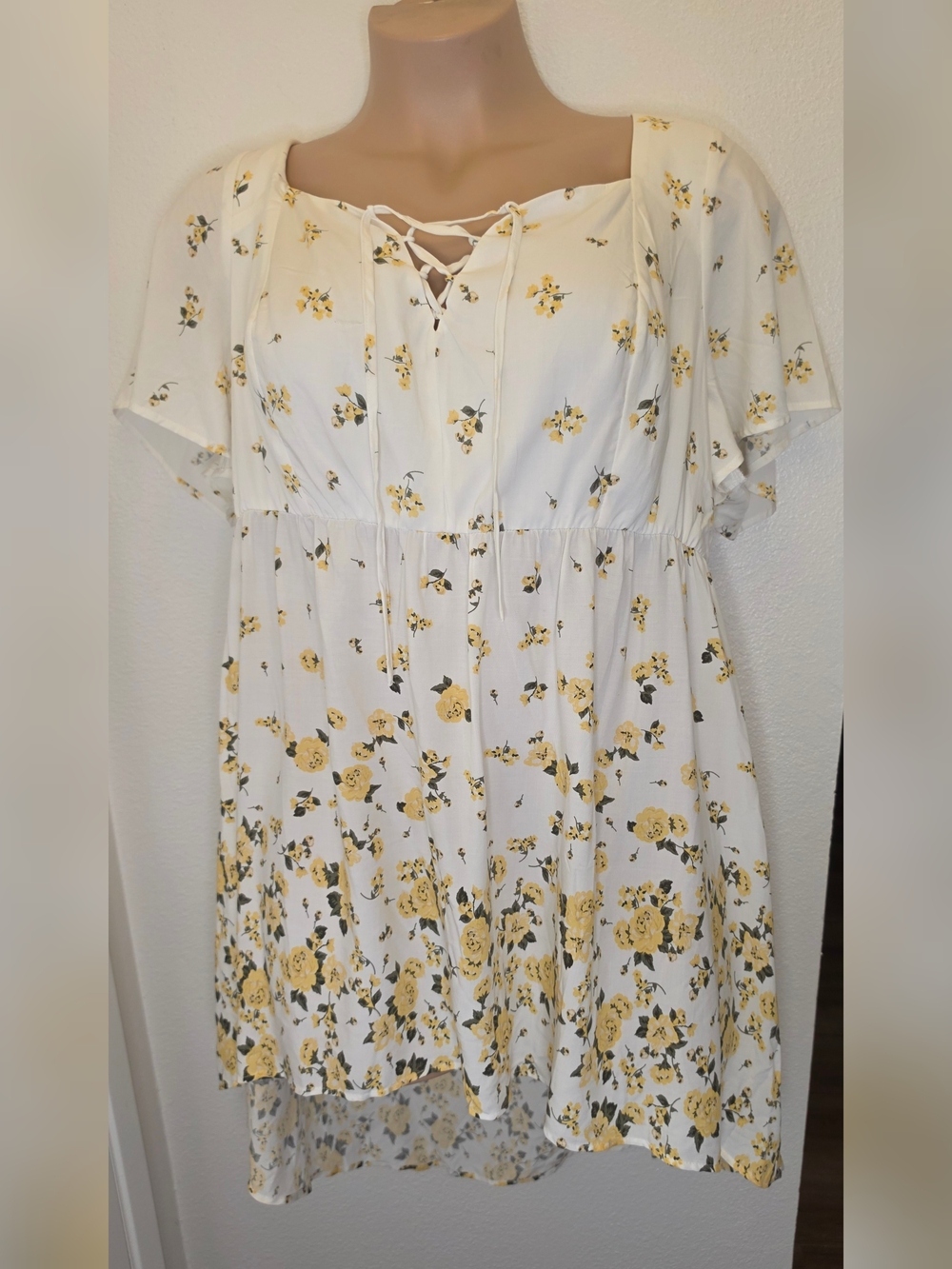 torrid White Dress with Yellow Floral Print and Lace-Up Neck